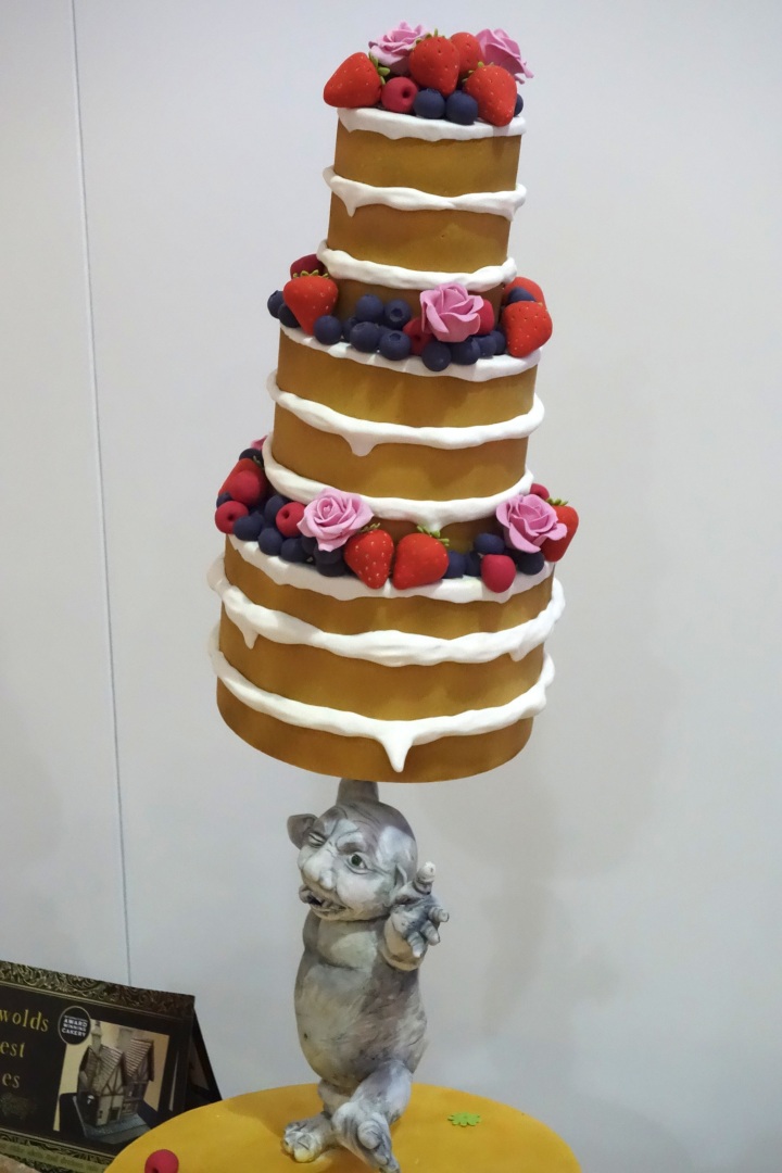 troll cake and bake show 2014
